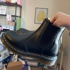 New Doc Martens Chelsea Size 5 (womens)